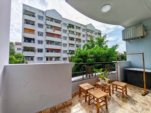 Deluxe Two-Bedroom Apartment with Garden View | 1 bedroom, premium bedding, down comforters, minibar