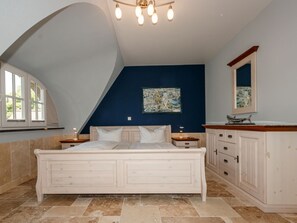 빌라 | 5 개의 침실, 각각 다르게 가구 비치, 다리미/다리미판, 침대 시트