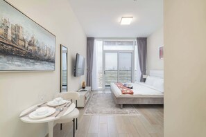 Iron/ironing board, WiFi