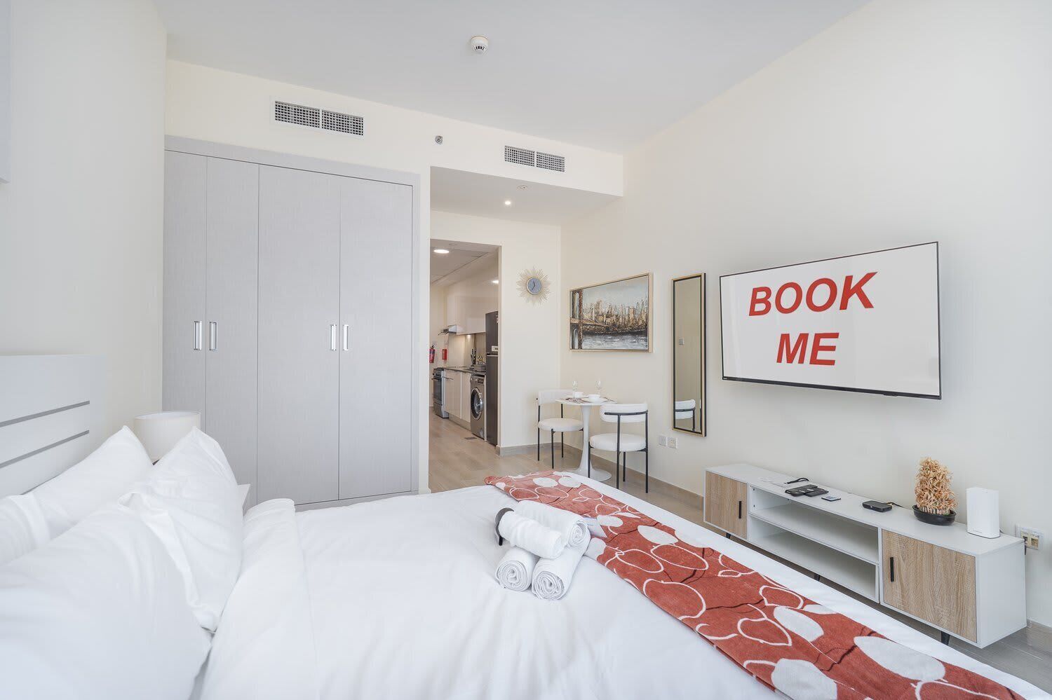 Iron/ironing board, WiFi