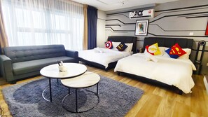 2 chambres, fer et planche à repasser, Wi-Fi, draps fournis