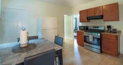 Comfortable and Central 3 Bed Apartment