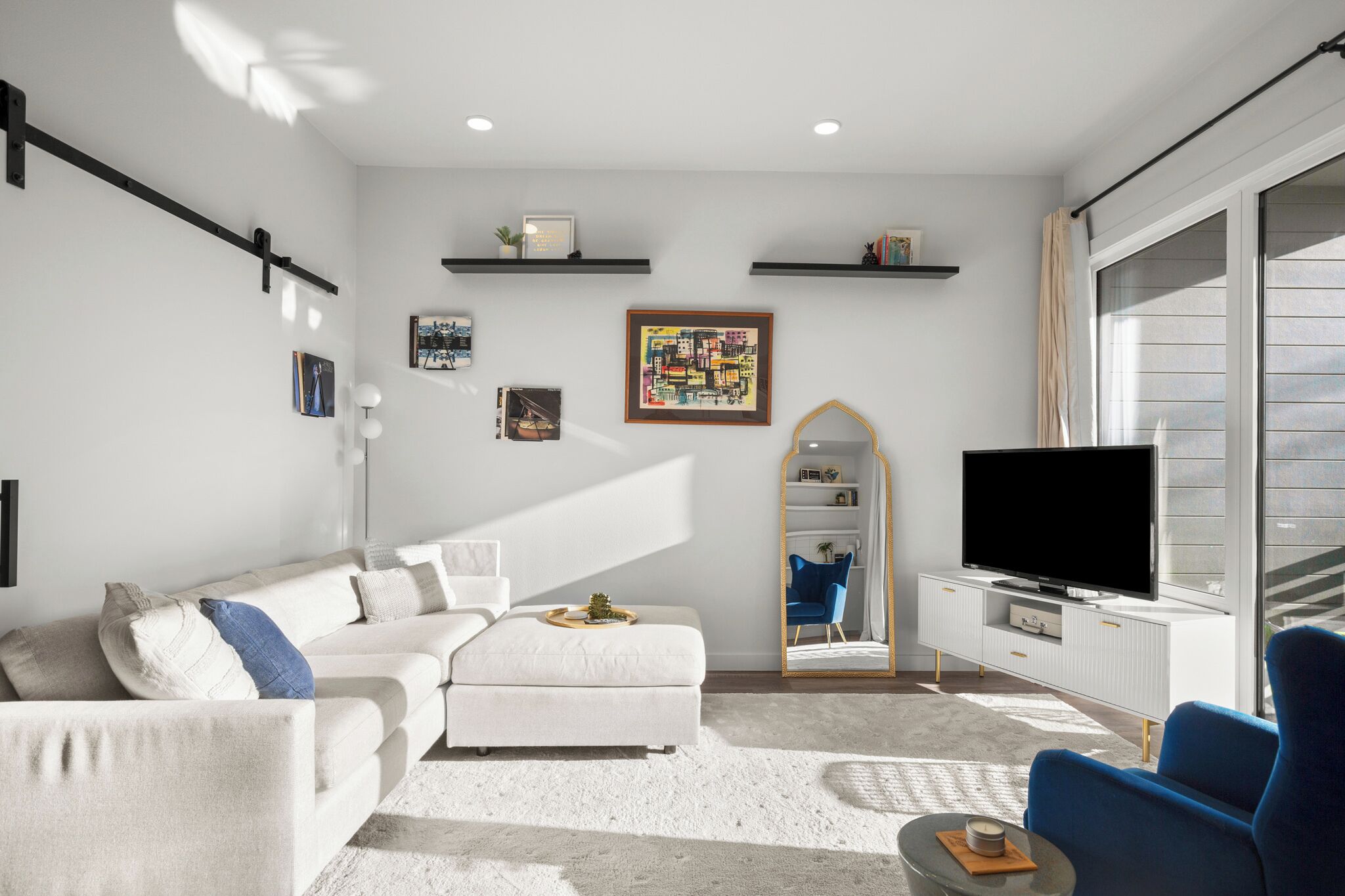 Smart TV, books