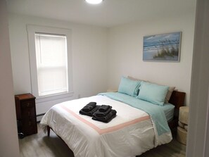 3 bedrooms, iron/ironing board, travel cot, WiFi