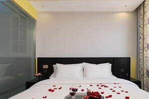 Room - City Boutique Hotel(Dalian Railway Station People Saunare Subway Branch (Dalian)