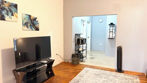 Interior - Oceanfront 5BDR on beautiful Long Bay Beach in Portland,JA (Long Bay)