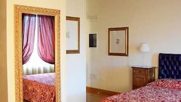 Junior Quadruple Room, Hill View