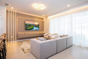 Fernseher