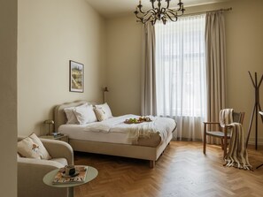 2 Schlafzimmer, Schreibtisch, Bügeleisen/Bügelbrett, kostenloses WLAN