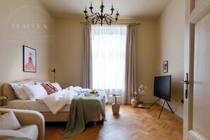 2 室のベッドルーム、アイロン / アイロン台、ベッドシーツ