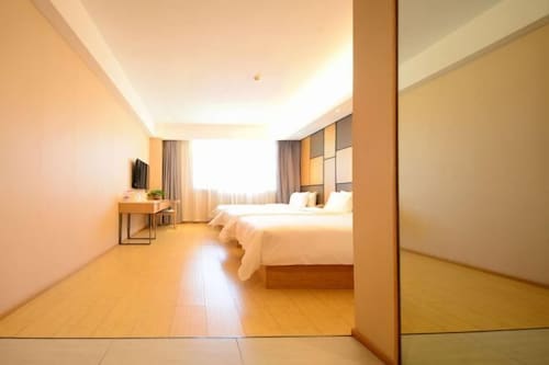 Yoke Hotel