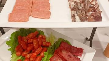 Alimentação e bebidas