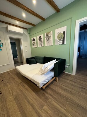 30-Zoll-Flachbildfernseher mit Digitalempfang