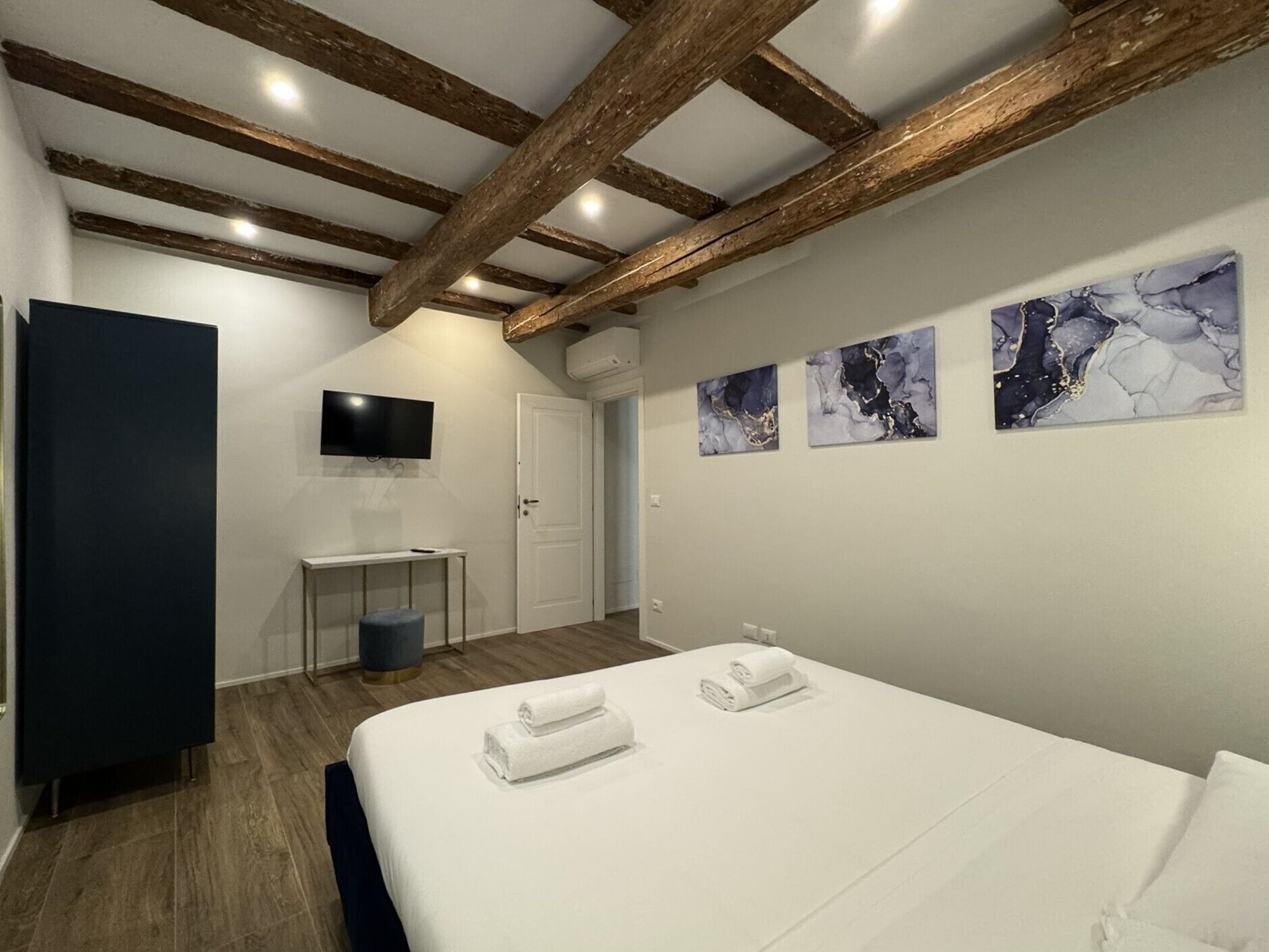 Δωρεάν Wi-Fi, κλινοσκεπάσματα 