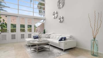 TV connectée, table de tennis de table