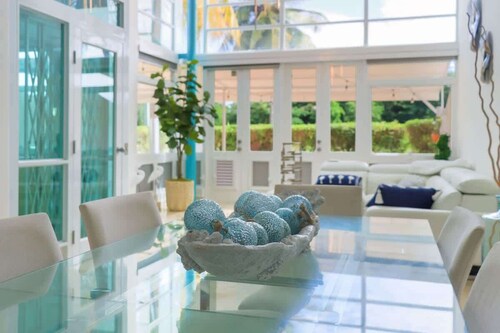 Dorado Bliss | Spacious 4BR villa w beach access