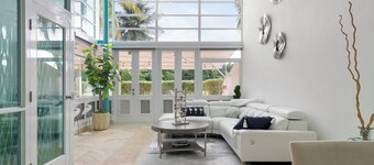 Dorado Bliss: 4BR Villa Sleeps 11 • Pool • Near Beach • Golf Area