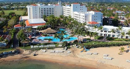 Dorado Bliss | Spacious 4BR villa w beach access