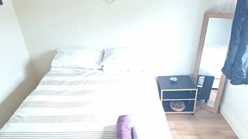 2 bedrooms, free WiFi, bed sheets