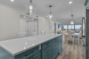 Interior - Stunning 2BR/2BA With Panoramic Gulf Front Views, Fully Remodeled! (Sanibel)