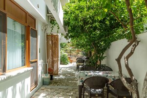 Apartamento, vista para o jardim | 2 quartos, Wi-Fi de cortesia