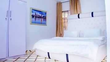 2 bedrooms, desk, laptop workspace, iron/ironing board