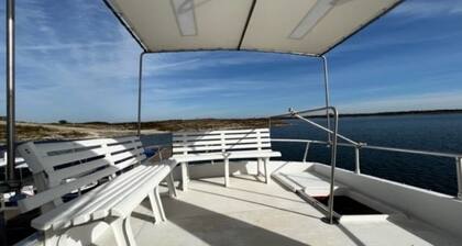Yacht Glória Sem-Fim in Monsaraz