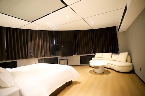 Peoples Hotel