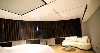 Peoples Hotel