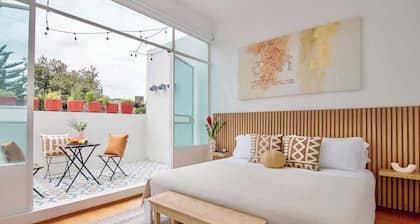 Chic Modern Villa in Roma Norte â Ideal for Groups