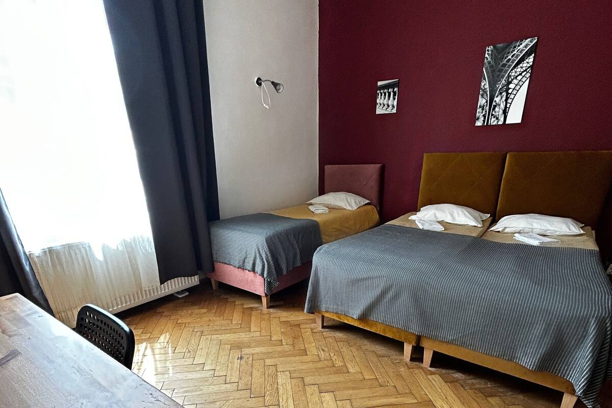 Comfort Quadruple Room, City View