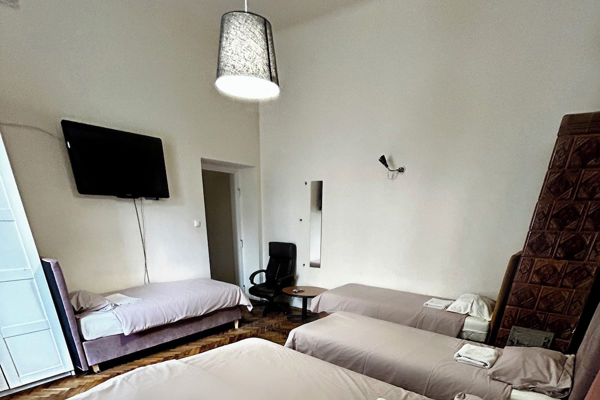 Comfort Room, Balcony, Garden View