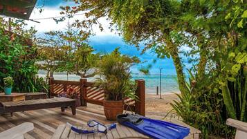 Rumah Klasik, Bebas Asap Rokok, pemandangan pantai | Teras/patio