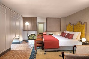 2 Schlafzimmer, Zimmersafe, Schreibtisch, Bügeleisen/Bügelbrett
