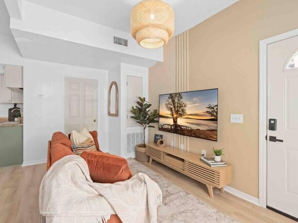 House, 2 Bedrooms, Lake View, Lakeside | Living room - Super Boho - At Lake Toho's Water (Kissimmee)