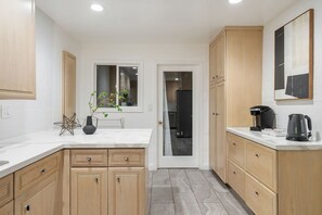 Interior - Overlooking Luxury | Pool Heat | Spa | Games (Pico Rivera)