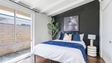 4 Schlafzimmer, Bügeleisen/Bügelbrett, Reisekinderbett, WLAN