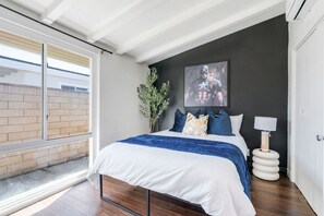 4 bedrooms, iron/ironing board, travel cot, WiFi