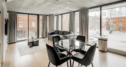 Stylish 2BR Apartment in Griffintown - Modern, Bright & Central