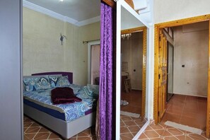 Comfort Apartment | Laptop workspace, free WiFi - FU Space Hostel (Tamraght)