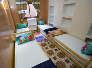 Room, Women only, Balcony - FU Space Hostel (Tamraght)