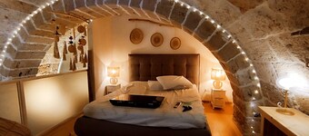 ALLE VOLTE MAISON DELUXE