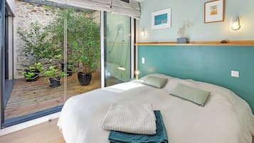 3 chambres, fer et planche Ă repasser, Wi-Fi, draps fournis