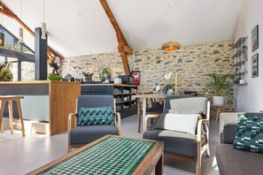 Dining - Loft near City center (Nantes)