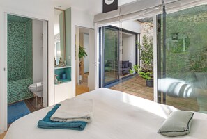 3 bedrooms, iron/ironing board, WiFi, bed sheets - Loft near City center (Nantes)