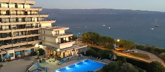 Sea view apartment on the Ajaccio golf course