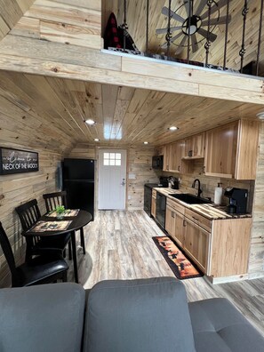 Interior - Cozy Charming Cabin in lovely Newark Valley with beautiful sunsets (Newark Valley)