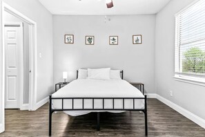 2 Schlafzimmer, Bügeleisen/Bügelbrett, WLAN, Bettwäsche