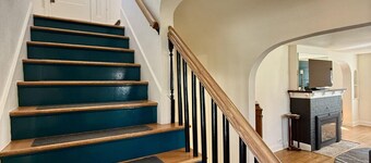 Storybook Nook!  2 Bdrm, 2 Bath, Downtown Home, Local Golfing 50% Off