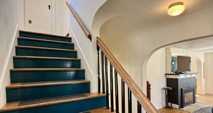 Storybook Nook! 2 Bdrm, 2 Bath, Downtown Home, Local Golfing 50% Off